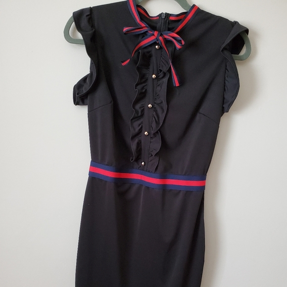 Dresses - Picture 2 of 2